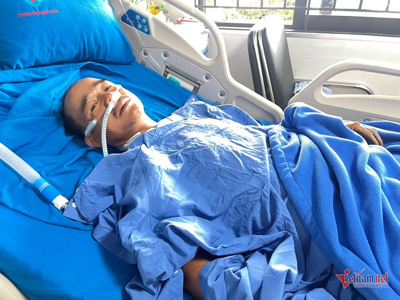 TÀI XẾ XE CHỞ 20 HỌC SINH LẬT NGỬA: ‘KHÔNG KIỂM SOÁT ĐƯỢC, TÔI ÔM VÔ LĂNG BẤT LỰC’