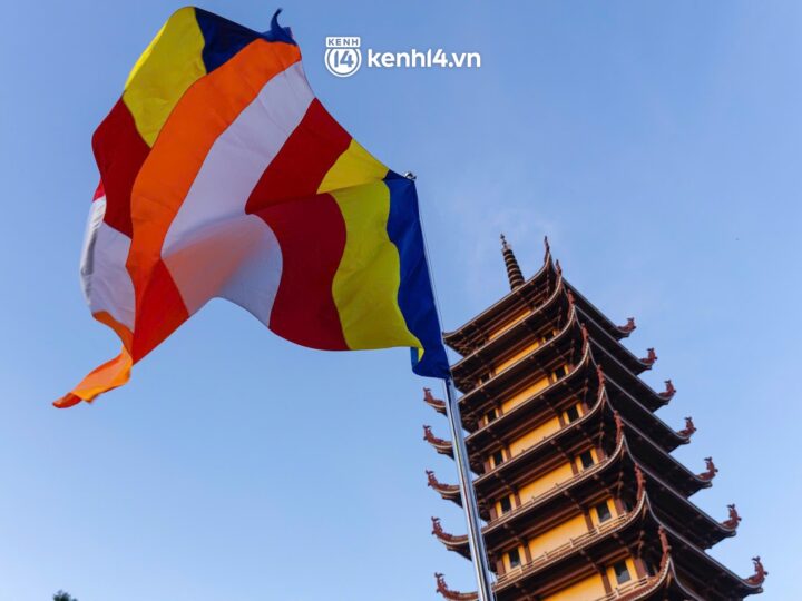 Cập nhật: Không khí đặc biệt của buổi sáng ngày 1/7 sau khi tiếng chuông ngân vang tại gần 18.000 ngôi chùa trên cả nước