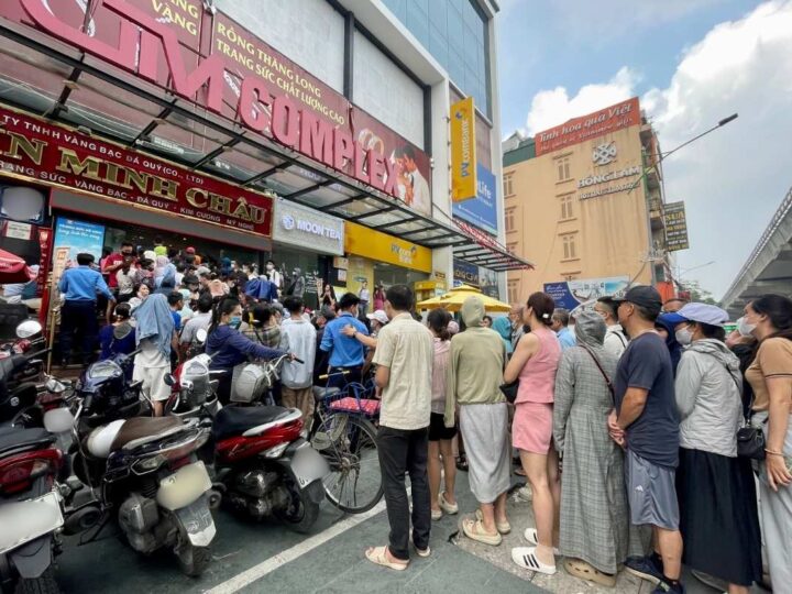 Giá vàng hôm nay 10/10: Giá vàng nhẫn giảm mạnh