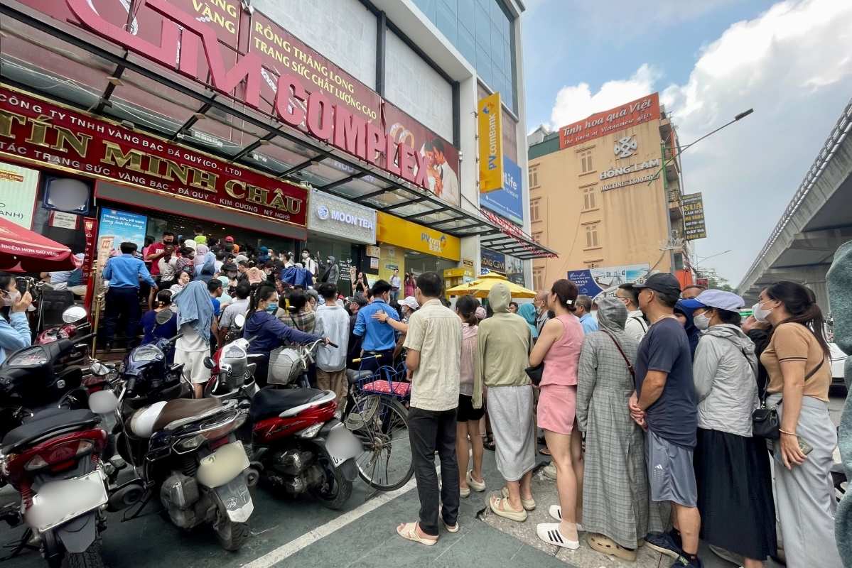 Giá vàng hôm nay 10/10: Giá vàng nhẫn giảm mạnh