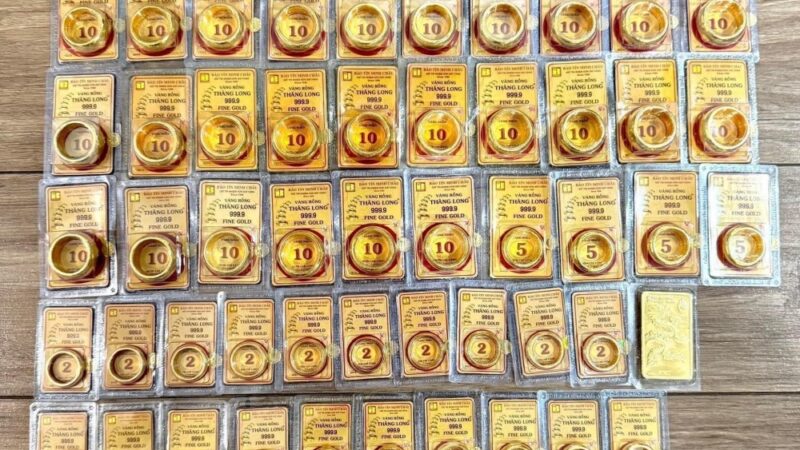 Sáng 18/10: Giá vàng nhẫn, vàng miếng đồng loạt giảm sâu